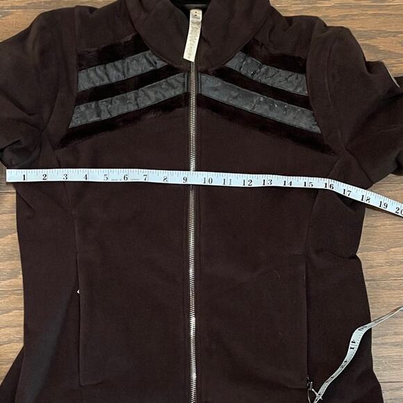 Obermeyer Women’s Ariadne Black Fleece Jacket Size Small NWT - Picture 10 of 10